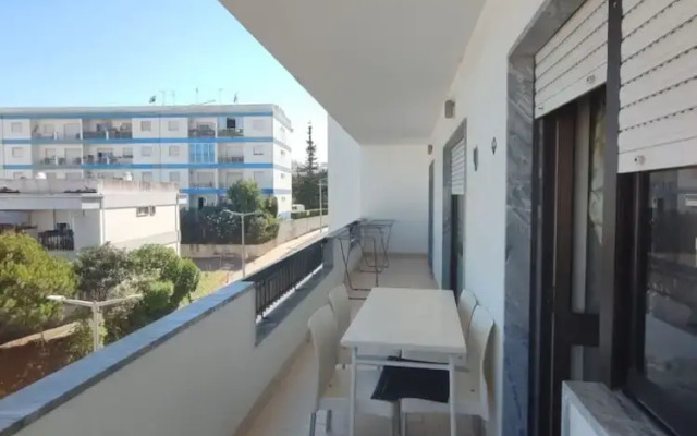 Nice Lagos 3 Bedrooms Balcony Flat