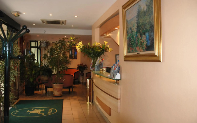 Hotel Transcontinental