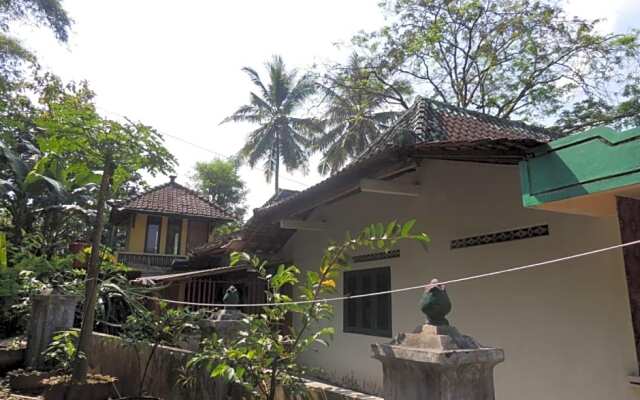 Kyla Guesthouse