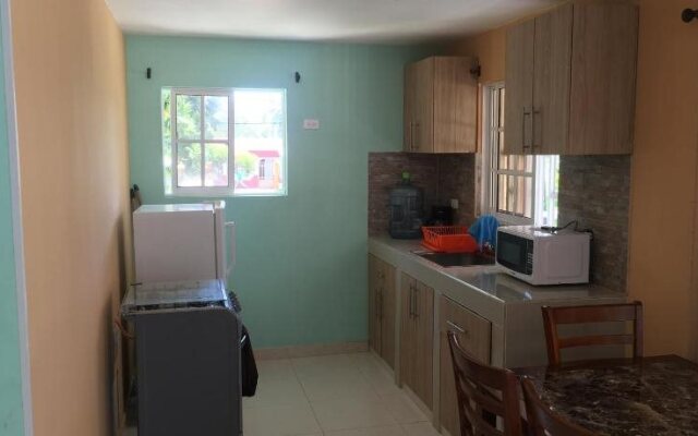 Bellas Place