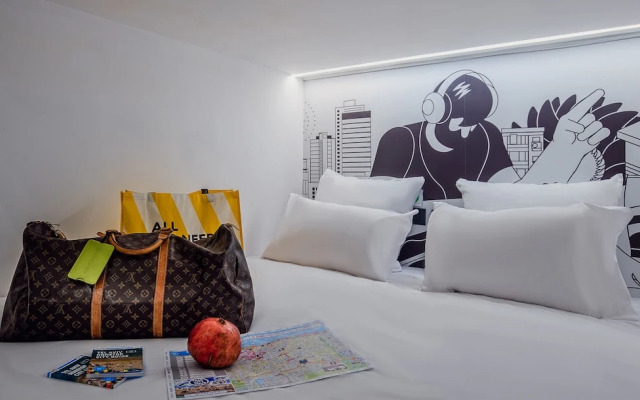 Wom Allenby Pod Hotel