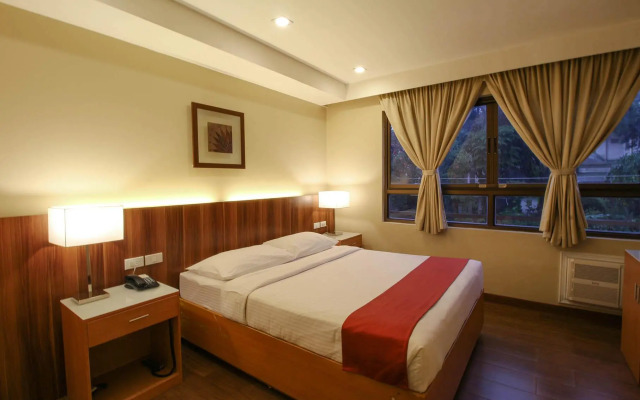 V Hotel and Apartel