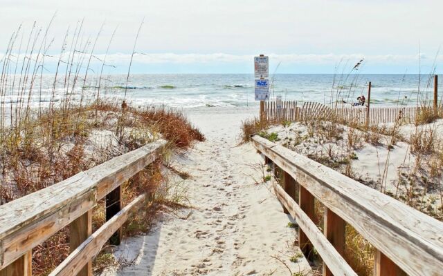 Seascape 102 by Youngs Suncoast