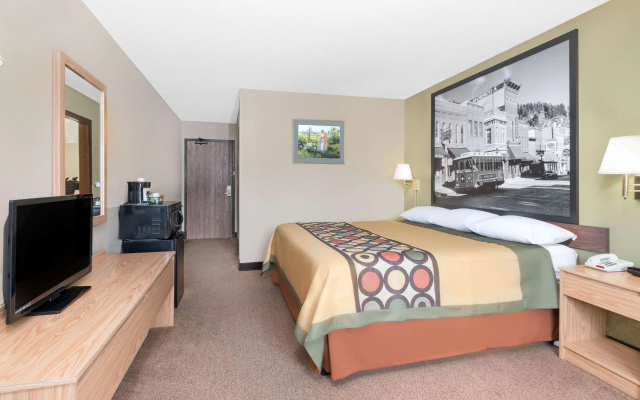Super 8 by Wyndham Winner SD