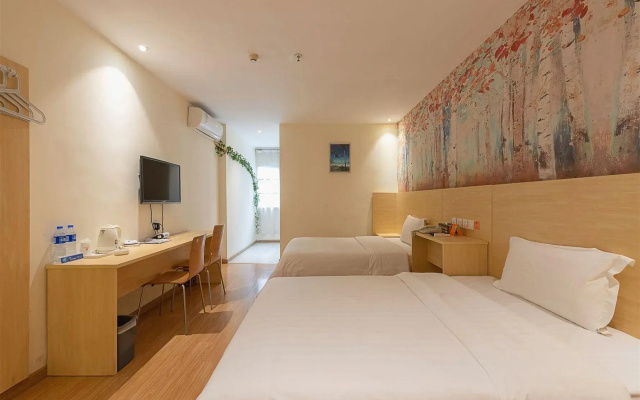 7 Days Inn Foshan Temple Baihua Squrare Branch