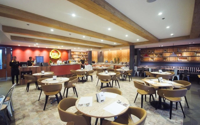 Azalea Hotels & Residences Boracay