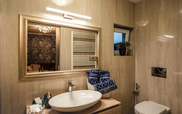 Luxury Apartments No. 91
