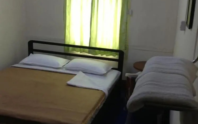 Tha Ha Zar Ta Hotel