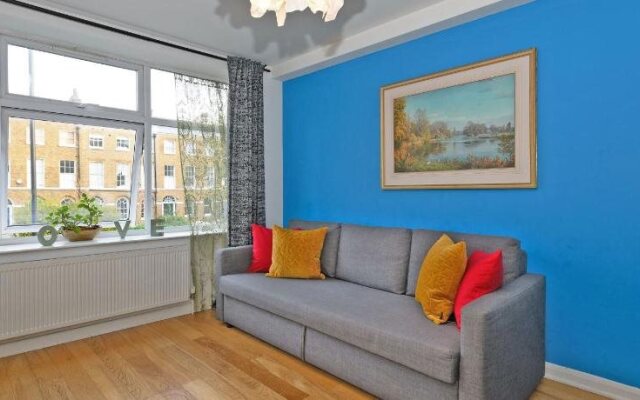 Cosy Apartment in Central London