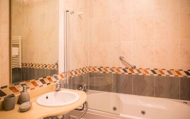 A07 - Seaview and Pool Luxury apartment by DreamAlgarve
