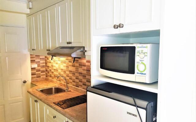 12th Floor Studio Apartment at Jomtien Beach Condominium