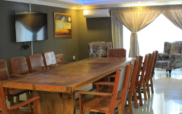 President Guest Lodge