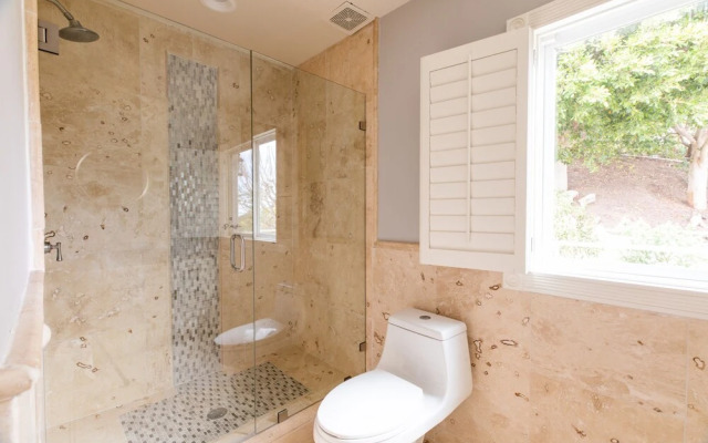 Sea Star by AvantStay | Gold Medal Olympian's Malibu Estate | Pool, Spa & Views