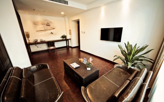 Nostalgia Hotel Beijing National Trade