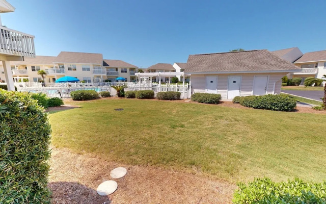 Sandpiper Cove 9141 3 Bedroom Condo by RedAwning