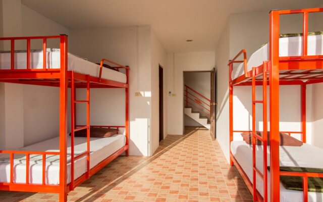 Fan Dee Hostel
