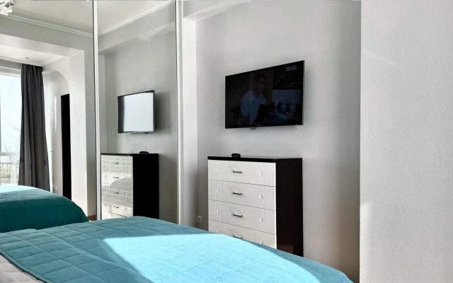 Апартаменты на проспекте Курортный 129