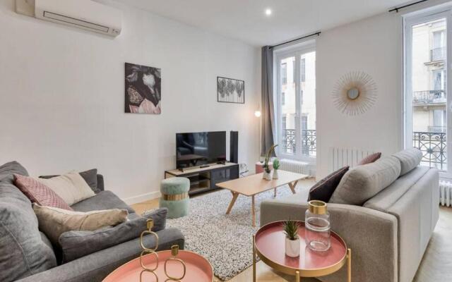 Appartement de standing proche ArcTriomphe - 8P