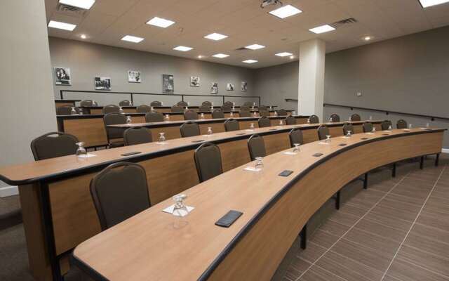 DoubleTree by Hilton Hotel Binghamton