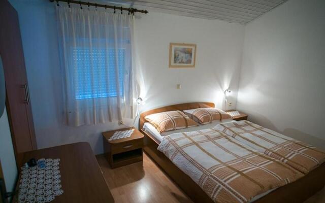 Apartments ErikaS - 100m from sea