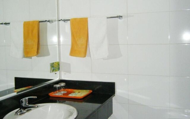 Yong Ding Men Hotel - Beijing