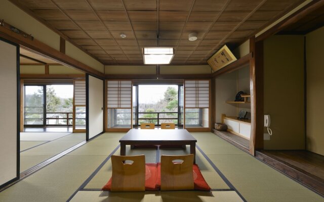 Yadoya Shiroganeya
