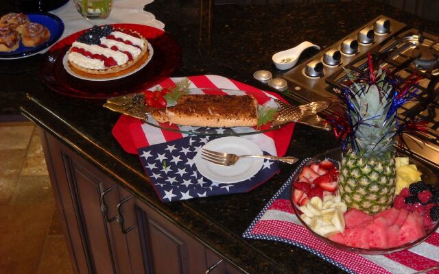 Sandy Salmon Bed & Breakfast Lodge