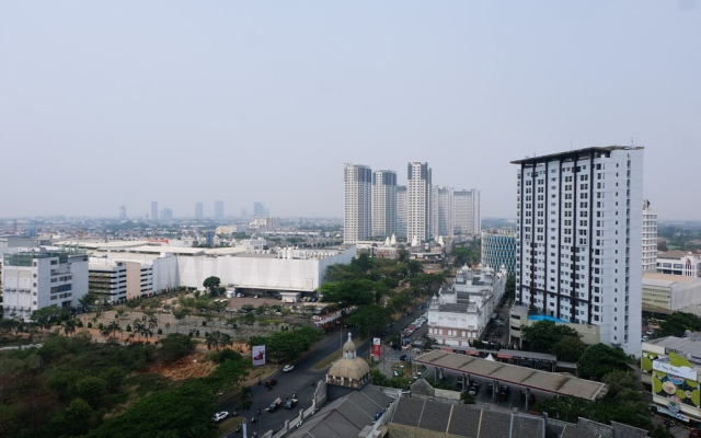 Spacious Studio Apartment at Skyline Paramount