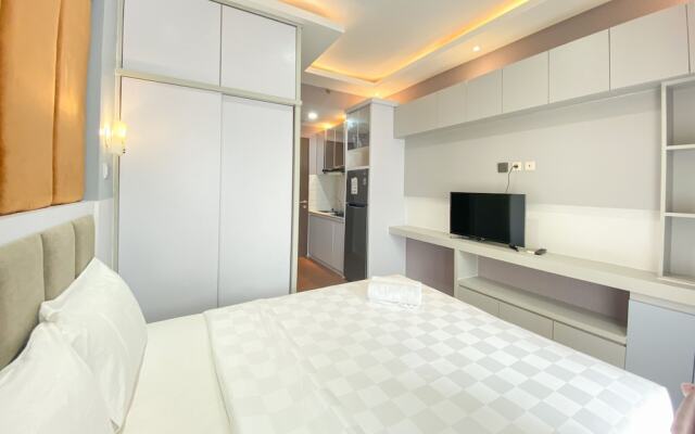 Good Deal And Comfy Studio Transpark Cibubur Apartment