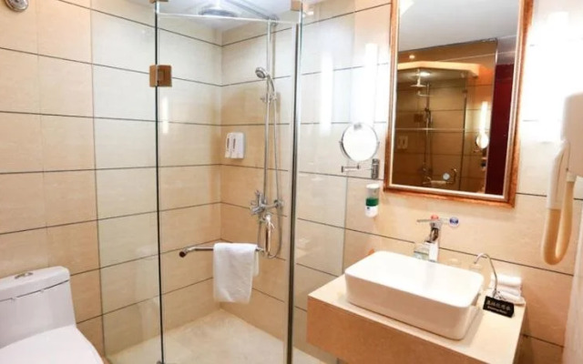 Harbour Plaza Hotel