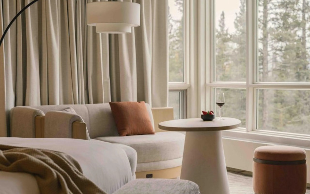 Rimrock Banff, Emblems Collection