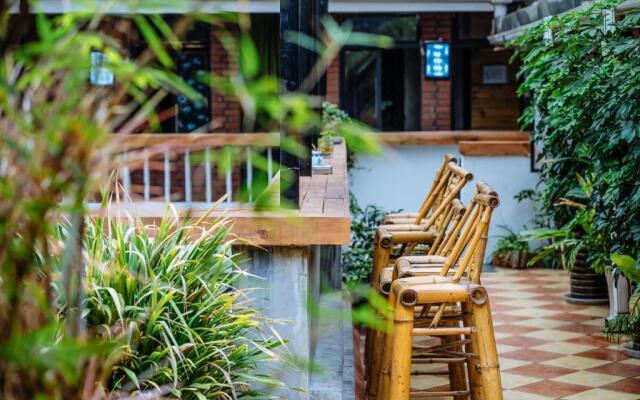 Chengdu Mix Hostel Courtyard Poshpacker (Wenshu Monastery)