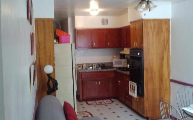 Exquisite Guesthouse  Suites