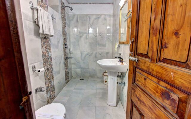 Hotel Hema Holiday Home