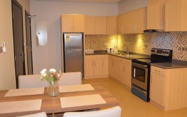 Larissa Suites