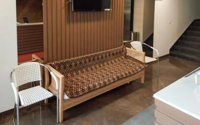 Treebo Avadh Residency