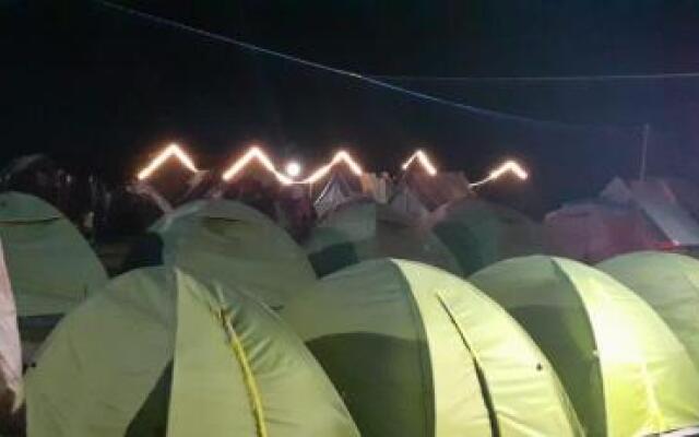 Kheer Ganga Trekking camps