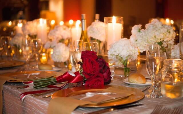 Bear Mountain Inn and Overlook Lodge