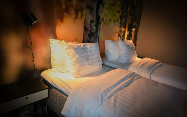 Place to Sleep Hotel Liminka
