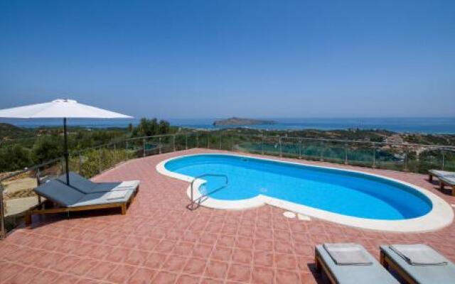 Villa Kourouni