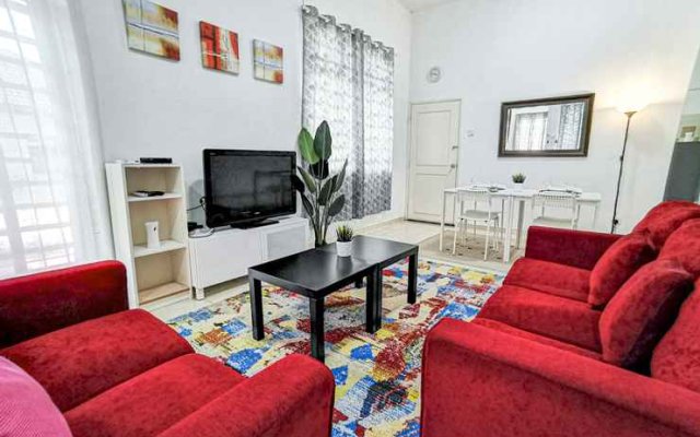 22 Residency Homestay / 4BR / Fully airconditioned