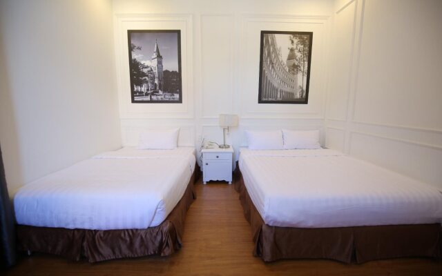 Tea Leaf Hotel 2