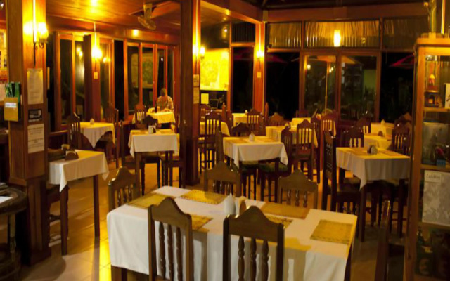 Hotel Jaguar Inn Tikal