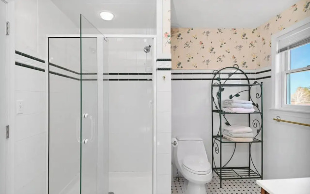 3BR Oceanfront on Nubble Cliffs!