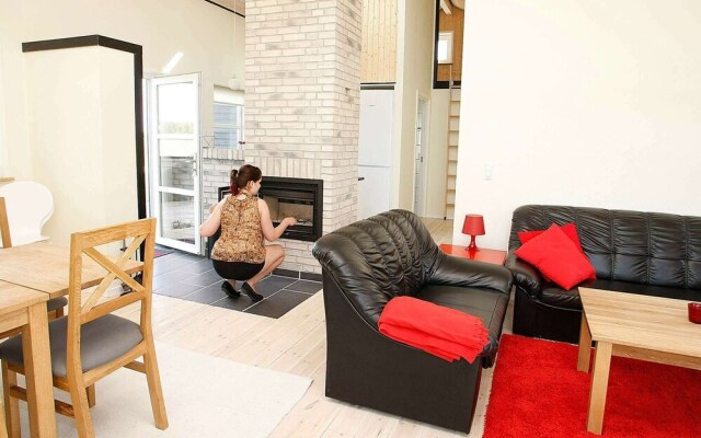 Pretty Holiday Home in Brovst With Whirlpool