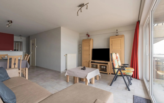 Nice apartment in Blankenberge with terrace