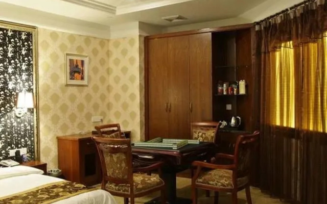 Runhechuan Business Hotel