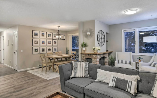 Modern Anchorage Apartment Near Hospitals!