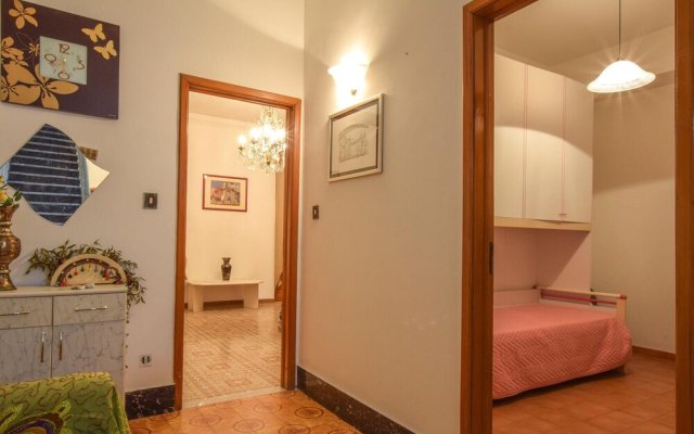 Beautiful Apartment in Gaggi With Wifi and 4 Bedrooms