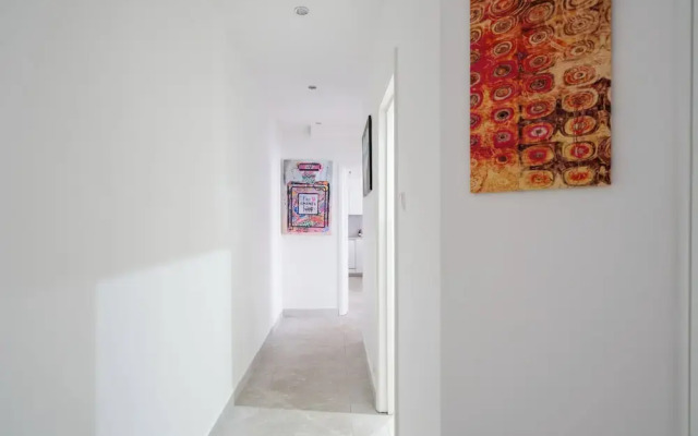 JOIVY 2-bed flat near Notting Hill